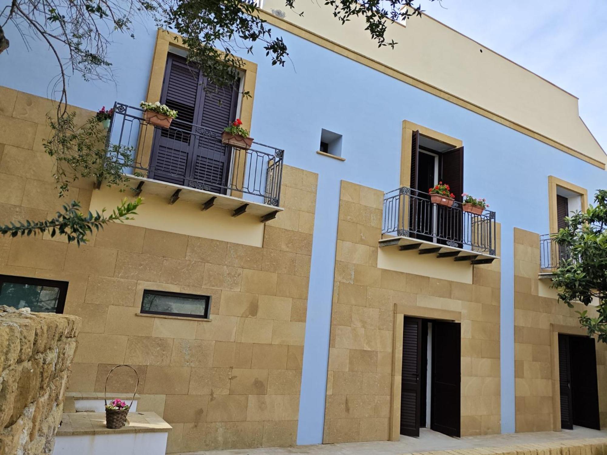 Villa Amoroso - Ospitalita Mediterranea อากริเจนโต ภายนอก รูปภาพ