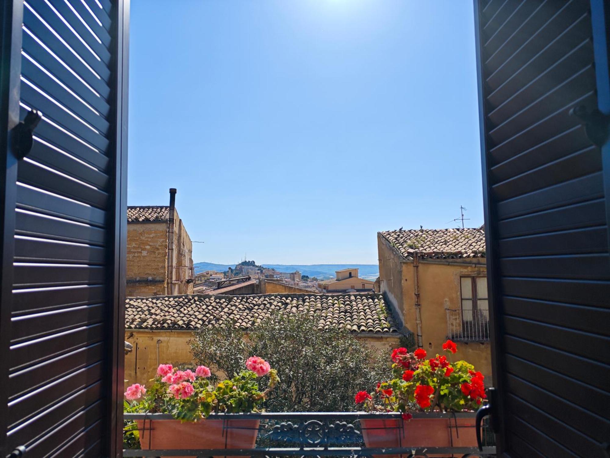 Villa Amoroso - Ospitalita Mediterranea อากริเจนโต ภายนอก รูปภาพ