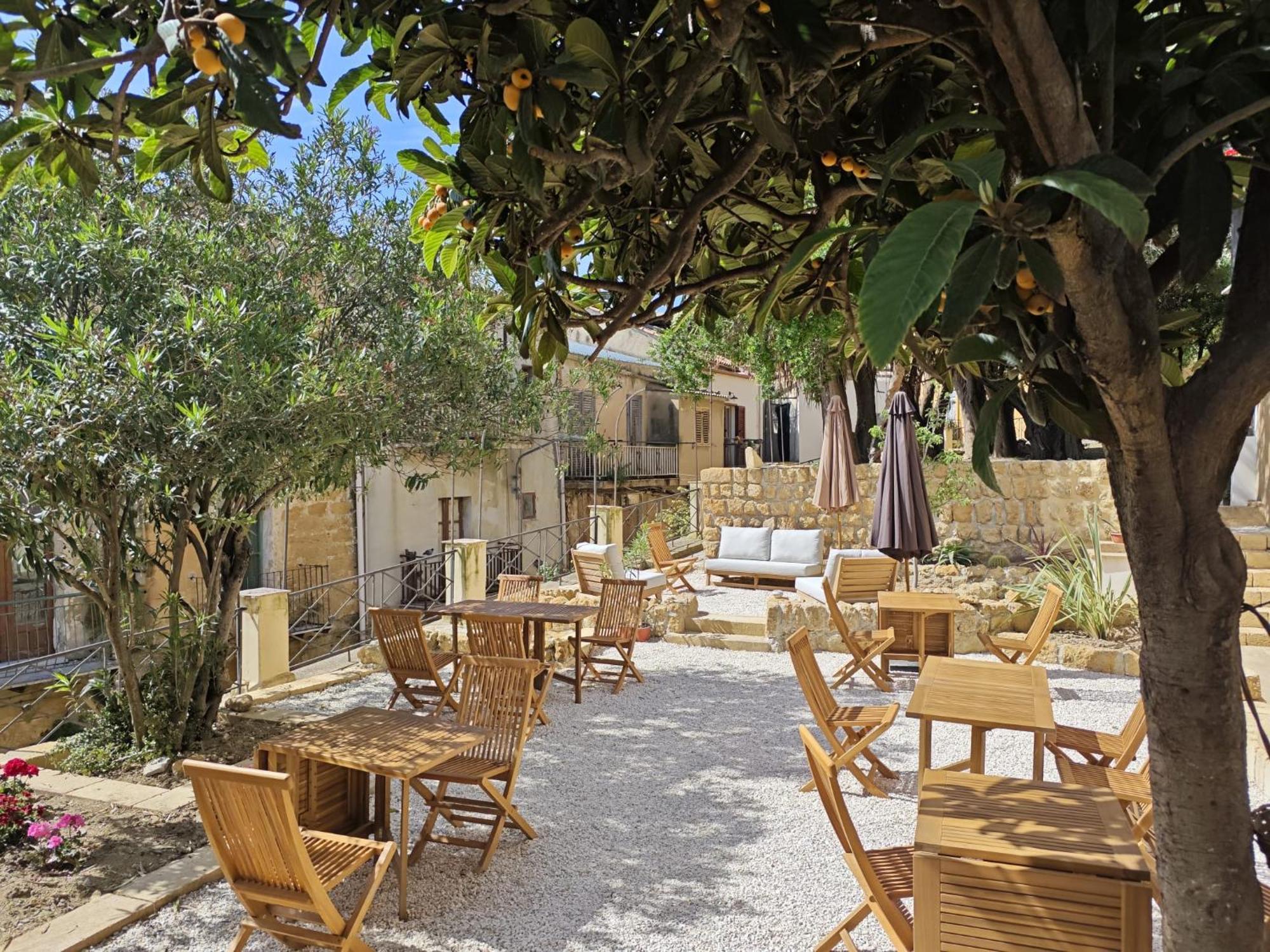 Villa Amoroso - Ospitalita Mediterranea อากริเจนโต ภายนอก รูปภาพ